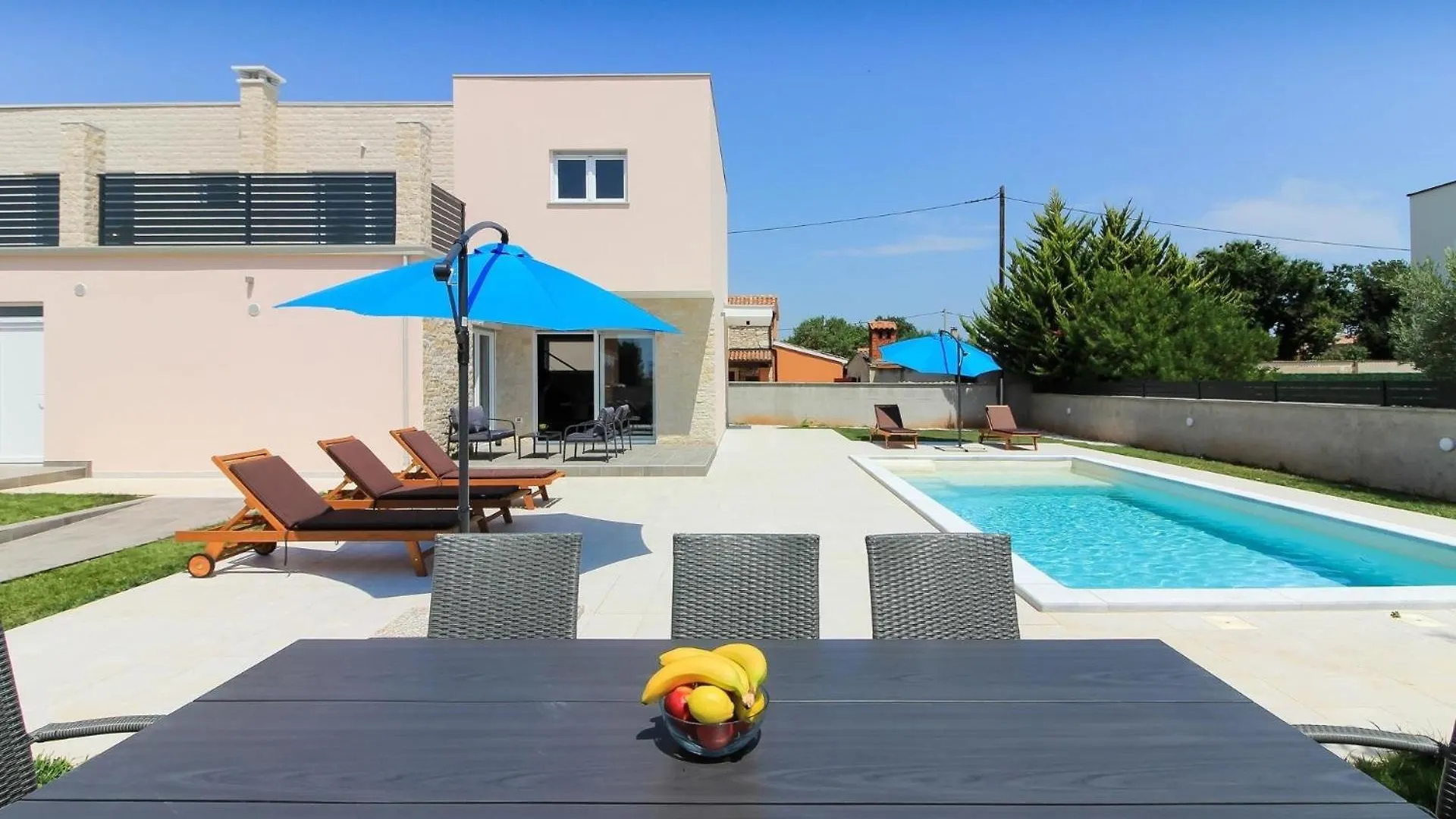 Ferienhaus Mit Privatpool Fuer 10 Personen Ca 220 Qm In Sisan, Istrien Suedkueste Von Istrien Holiday home Sisan